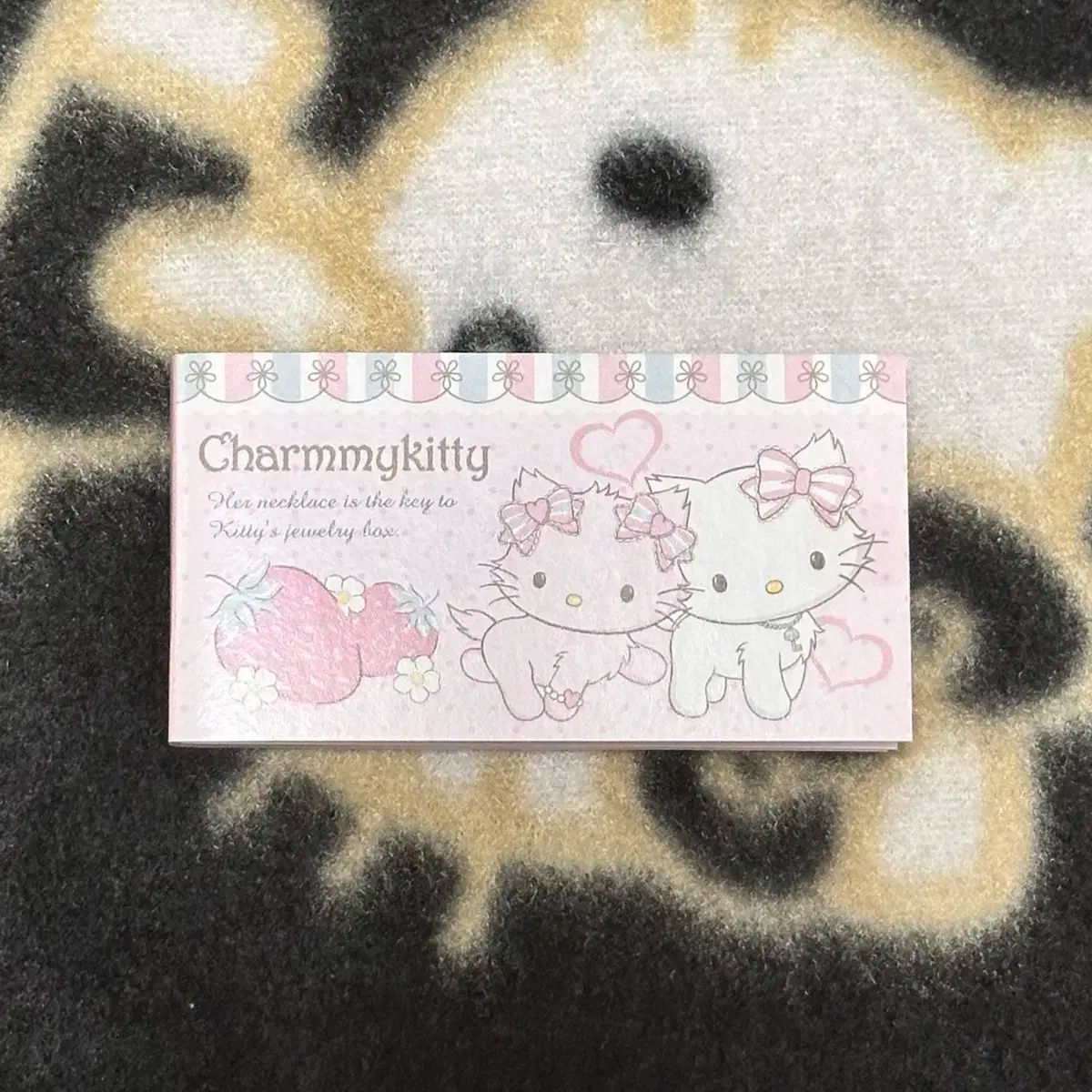 古典 チャミ キティ ハニーキュート イチゴ ミニ メモ帳 中古