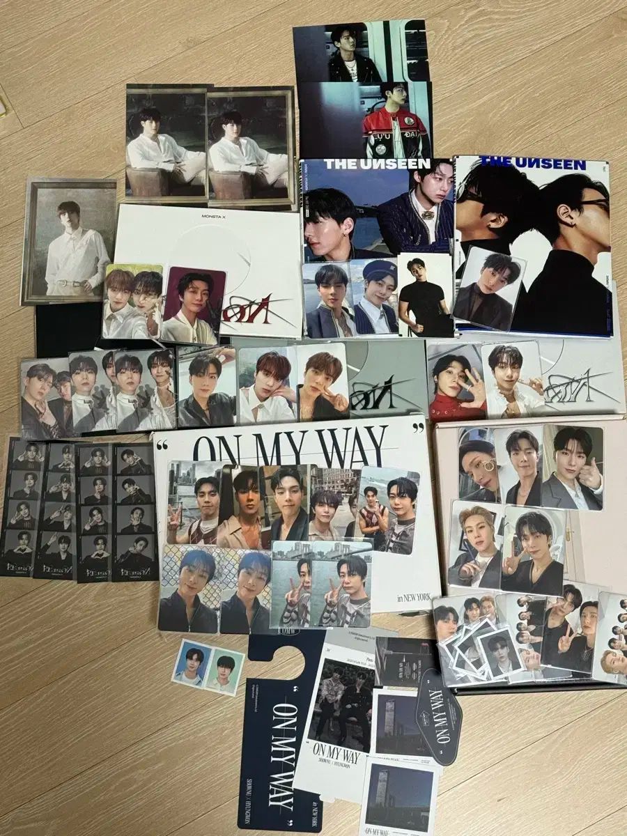 MONSTA X CD アルバム まとめ売り MONSTA X アルバムまとめ売り + 特典付き MONSTA X 13thミニ