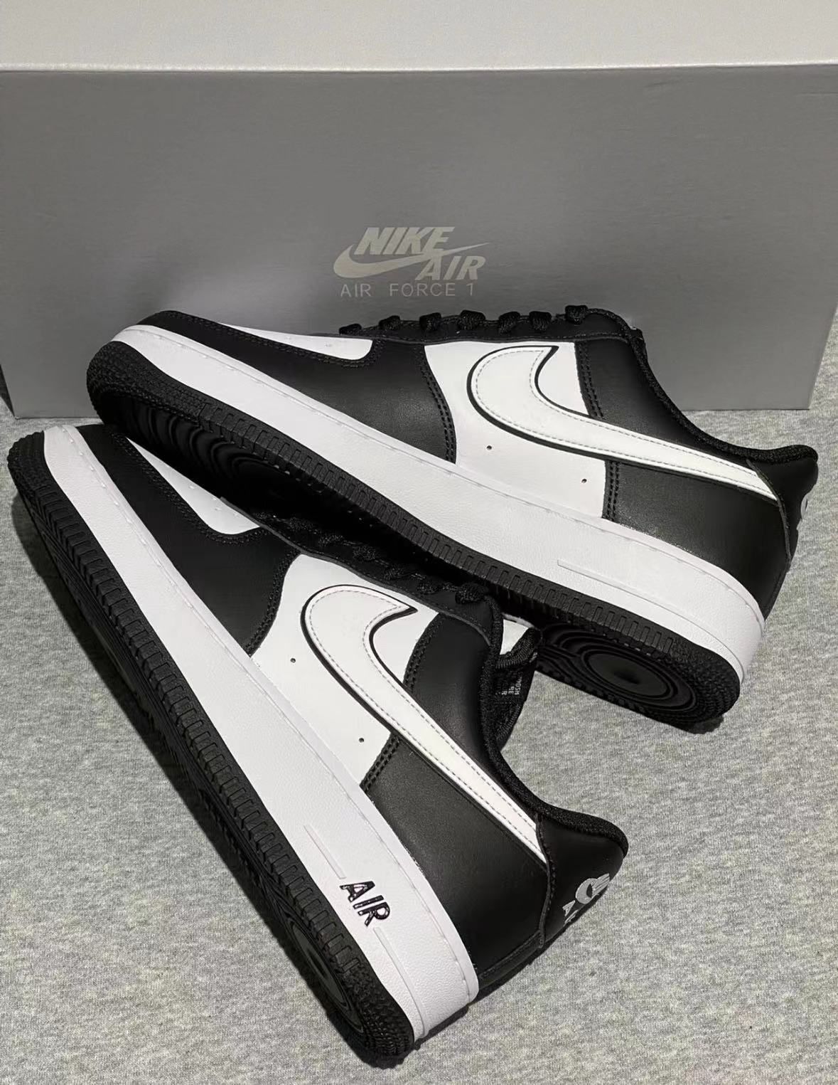 新品未使用 箱付 NIKE ナイキ エアフォース1 スニーカー メンズ AIR FORCE 1 07 ブラック 黒 DV0788-001