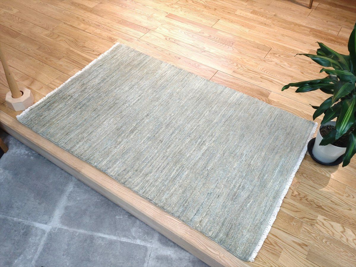 四季を楽しむオールシーズンラグ マット ガゼニ ギャッベ 124x79㎝ ブルーグレー