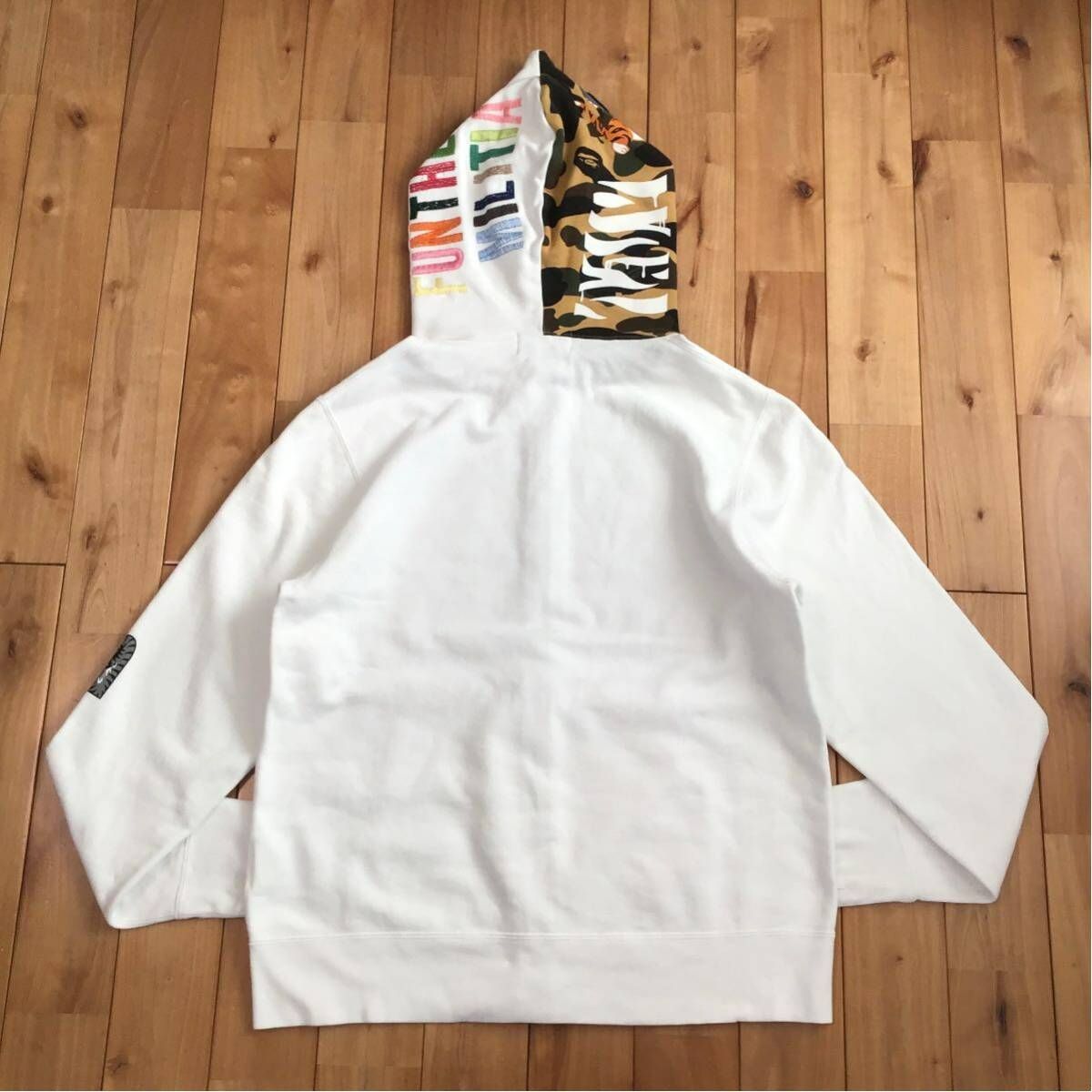 ホワイト タイガー パーカー Mサイズ a bathing ape BAPE camo tiger 