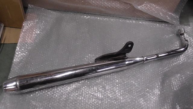 カブ50 C50-9805xxx の マフラー 傷 錆 1760665957