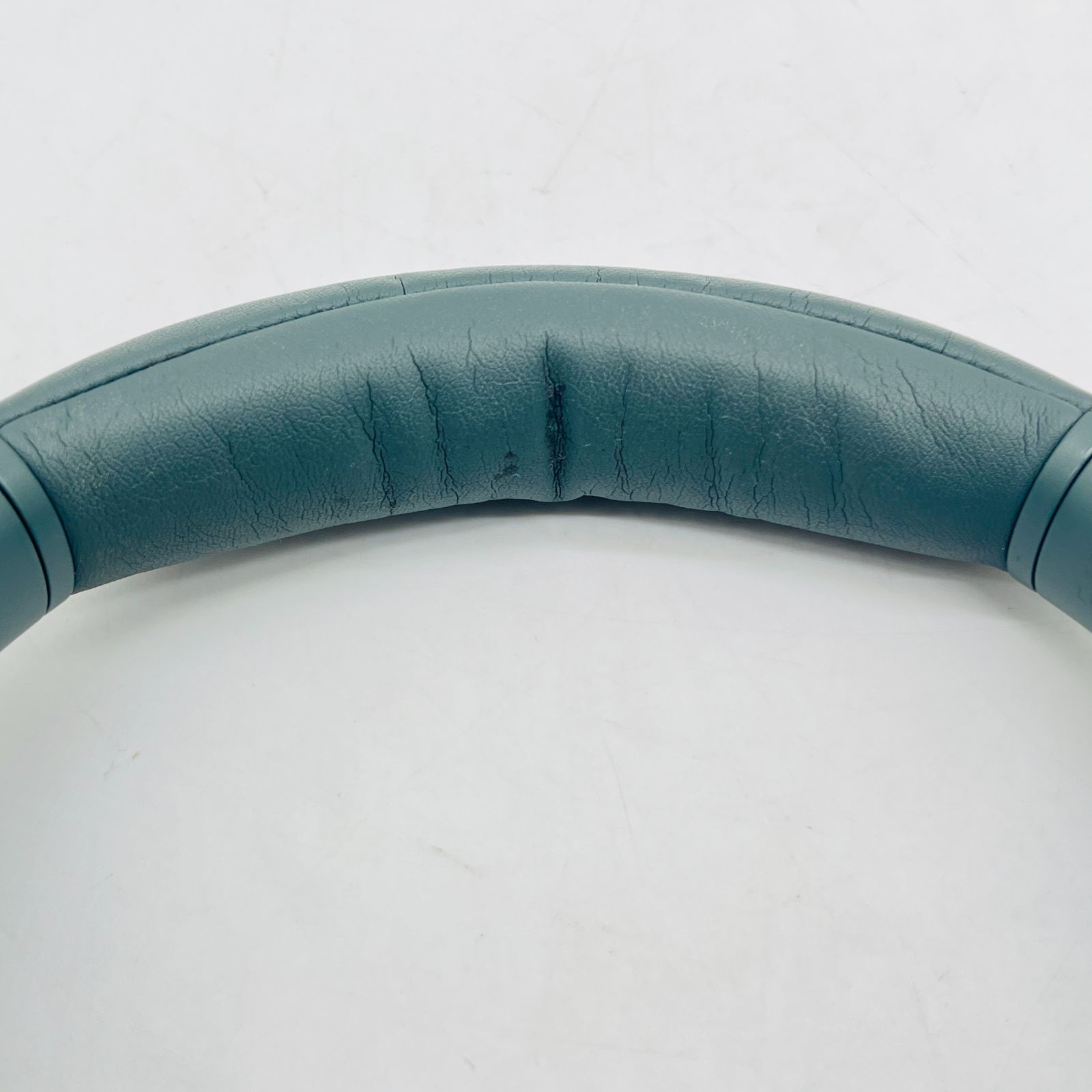 ジャンク品　Sony ULT WEAR Sony ULT WEAR Over-ear wireless noise-canceling headphones at