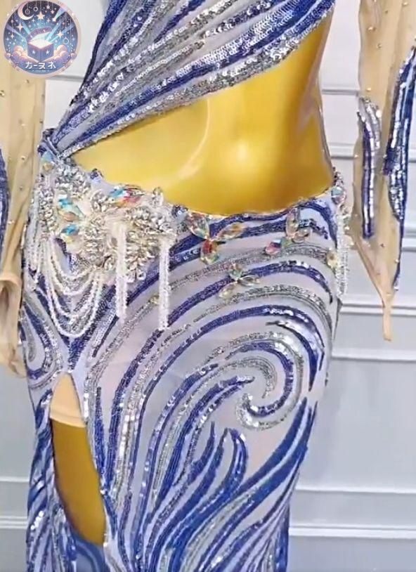 【未使用】豪華 ベリーダンス衣装 ロイヤルブルー チョリ付き 未使用】豪華 ベリーダンス衣装 ロイヤルブルー チョリ付き 新品 未