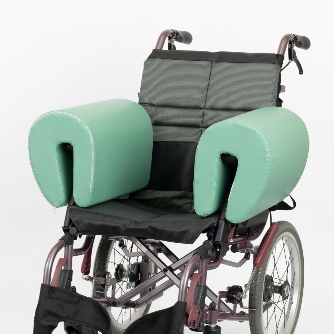 サイドクッション