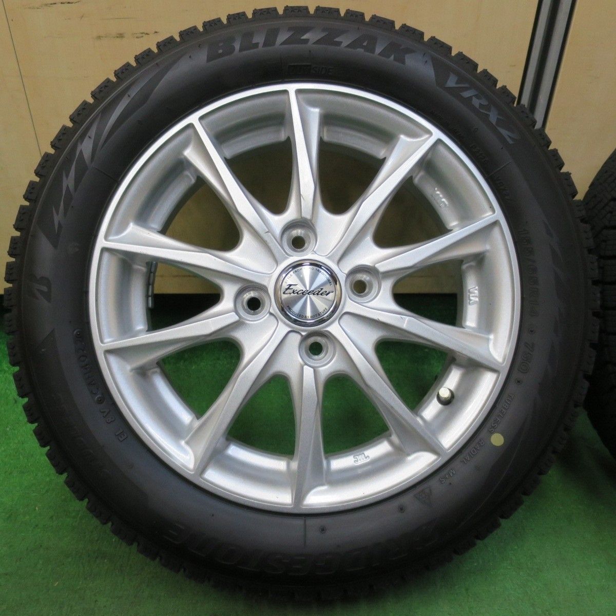 155/65R14 VRX2 スタッドレスタイヤ バリ溝 深溝 バリ溝 イボ付き】ブリヂストン ブリザック VRX 155/65R14 2本