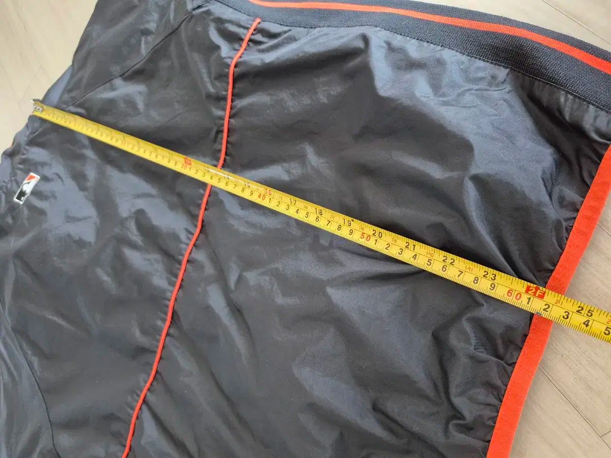 ウィンドブレーカー ウォームアップ