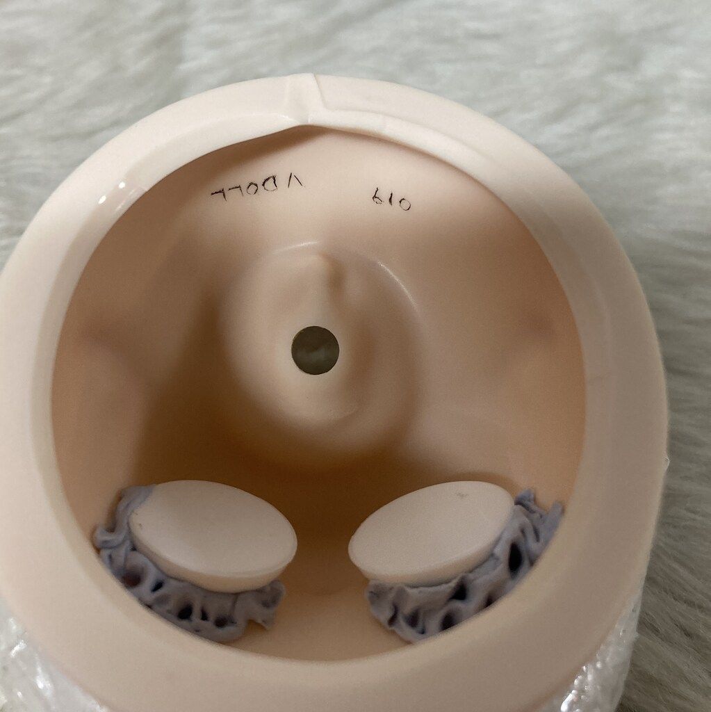 セミホワイト肌