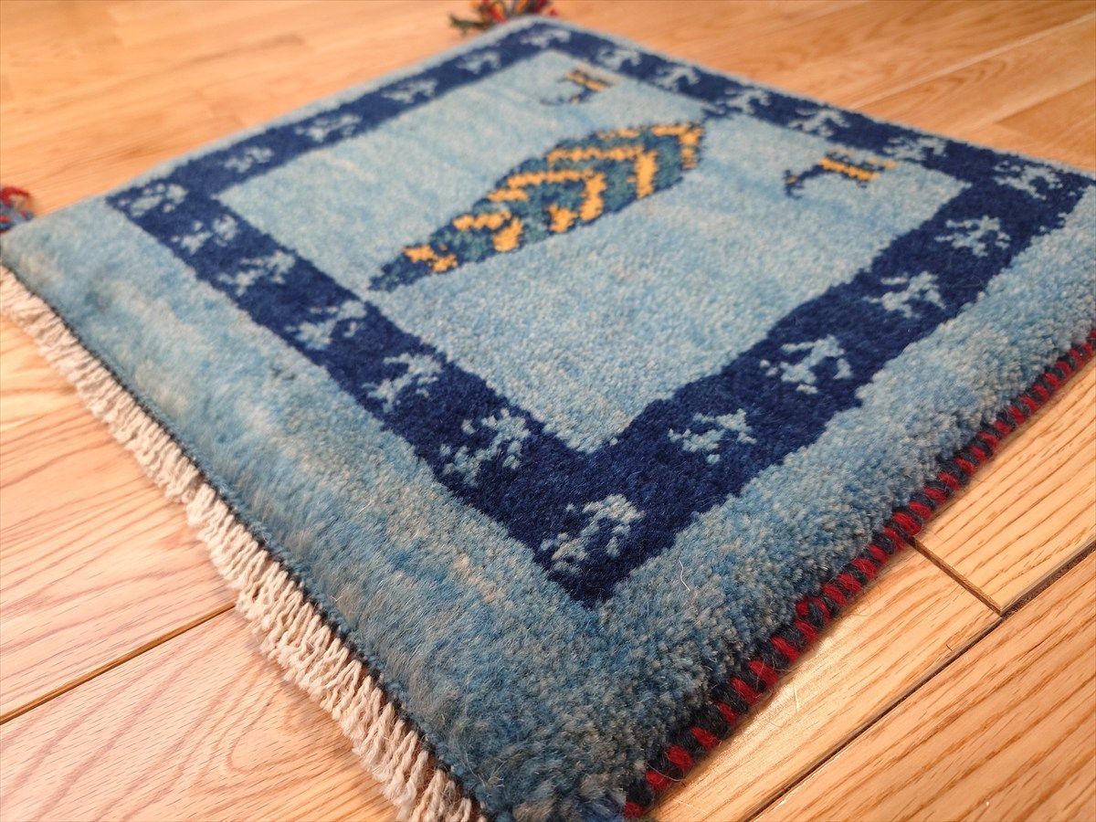 ペルシャ　ギャッベ  ミニマット  41×42   生成　ラクダ ペルシャ ギャッベ ミニマット ラグ 横39x37.5㎝ ラクダ 花 黄金