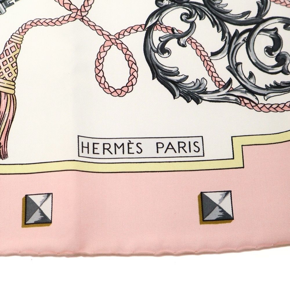 未使用⭐︎HERMES・エルメス　カレ90カーニバルスカーフ　シルク　ピンク HERMES (エルメス) カレ90 LES CLES スカーフ ピンク シルク