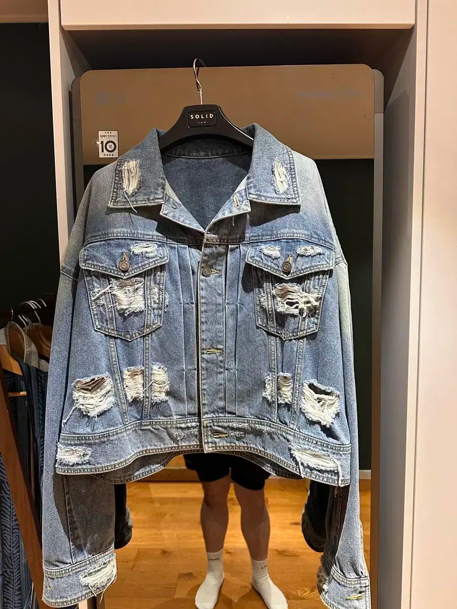 Juun.J ジュンジェイ 23SS コレクション ディス ディテール クロップド デニム ジャケット 50 コートハンガー 付属