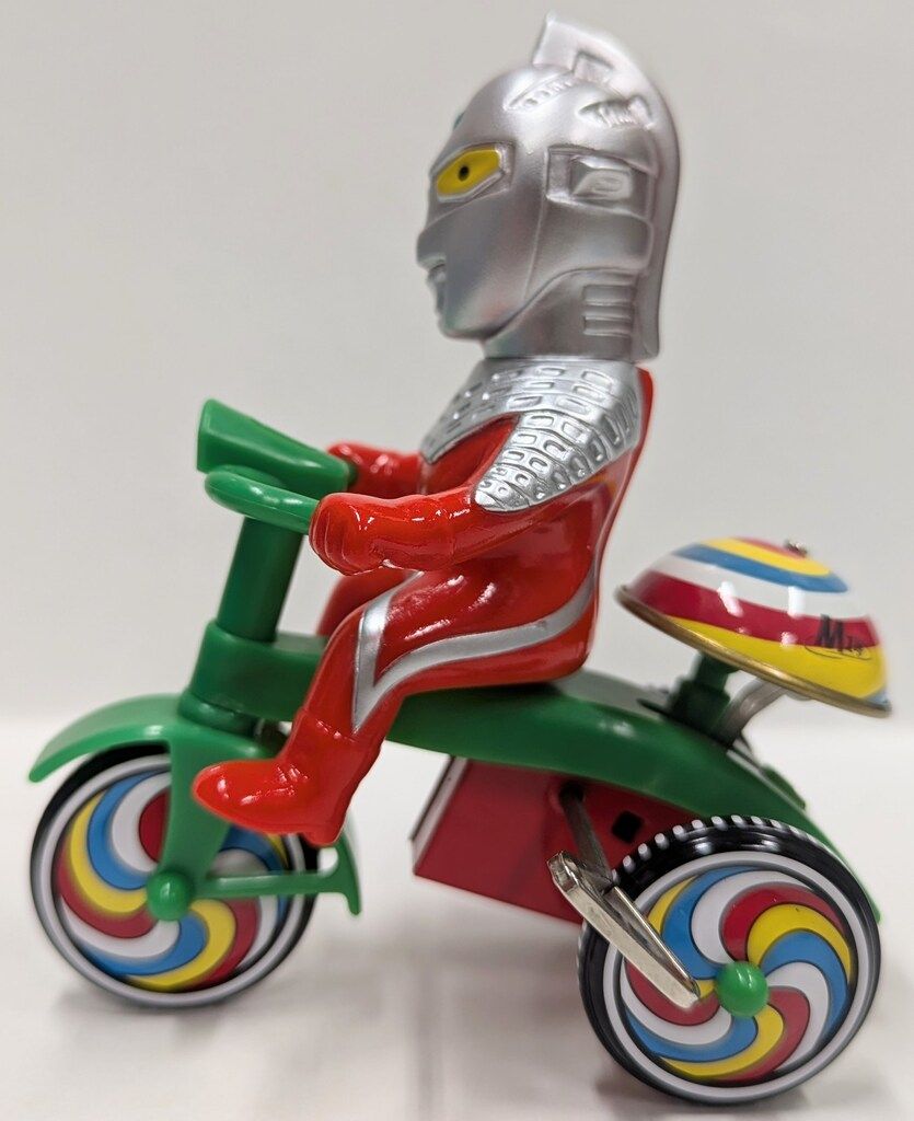 ブルマァクゼンマイ三輪車 ウルトラセブン
