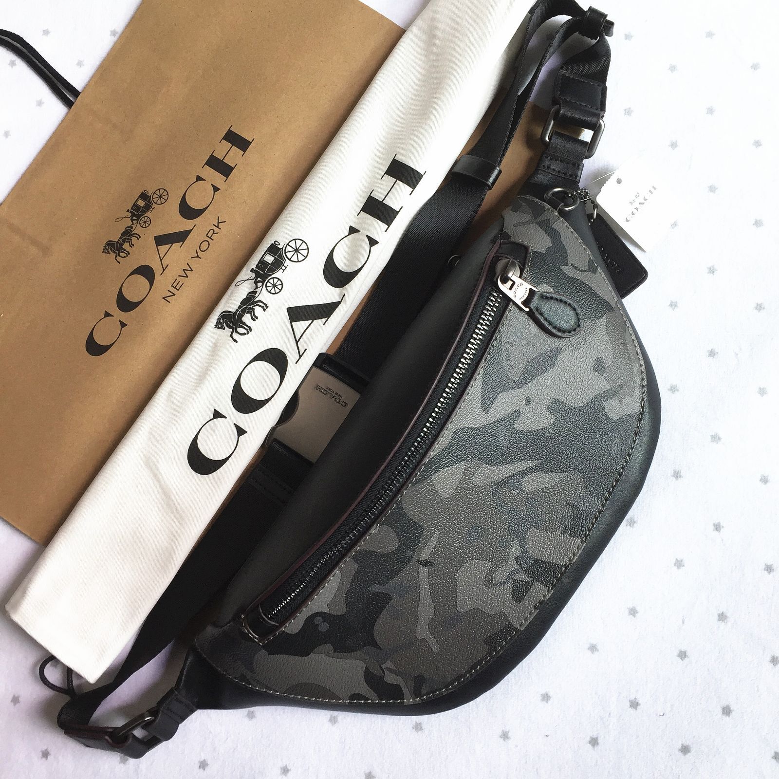 セール中】COACH コーチバッグ F76845 カモフラ迷彩 ボディーバッグ