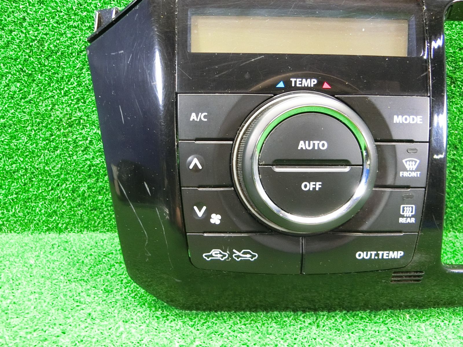 10789] パレット MK21S ルークス ML21S エアコンスイッチパネル