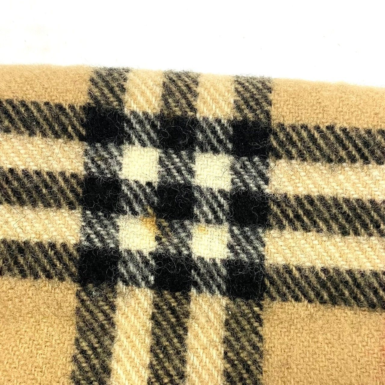 新品　Burberrys バーバリー　ひざ掛け　マフラー　ショール ノバチェック U【Burberrys】ノバチェック ひざ掛け ウール 組成毛 100