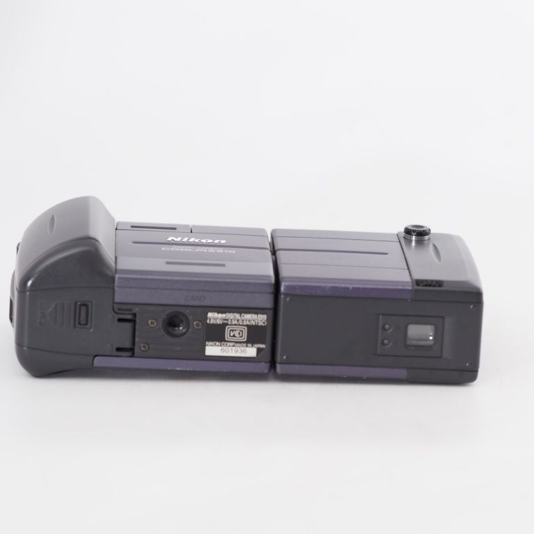 Nikon ニコン COOLPIX910 130万画像 コンパクトデジタルカメラ