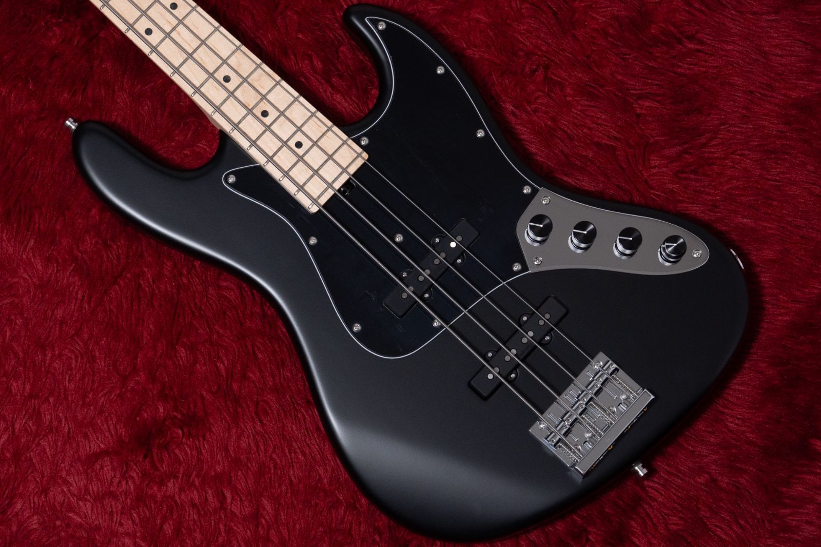 new Sadowsky | ML21 VJ4 ASH BLK STN 3.705kg G006053-25 GIB横浜