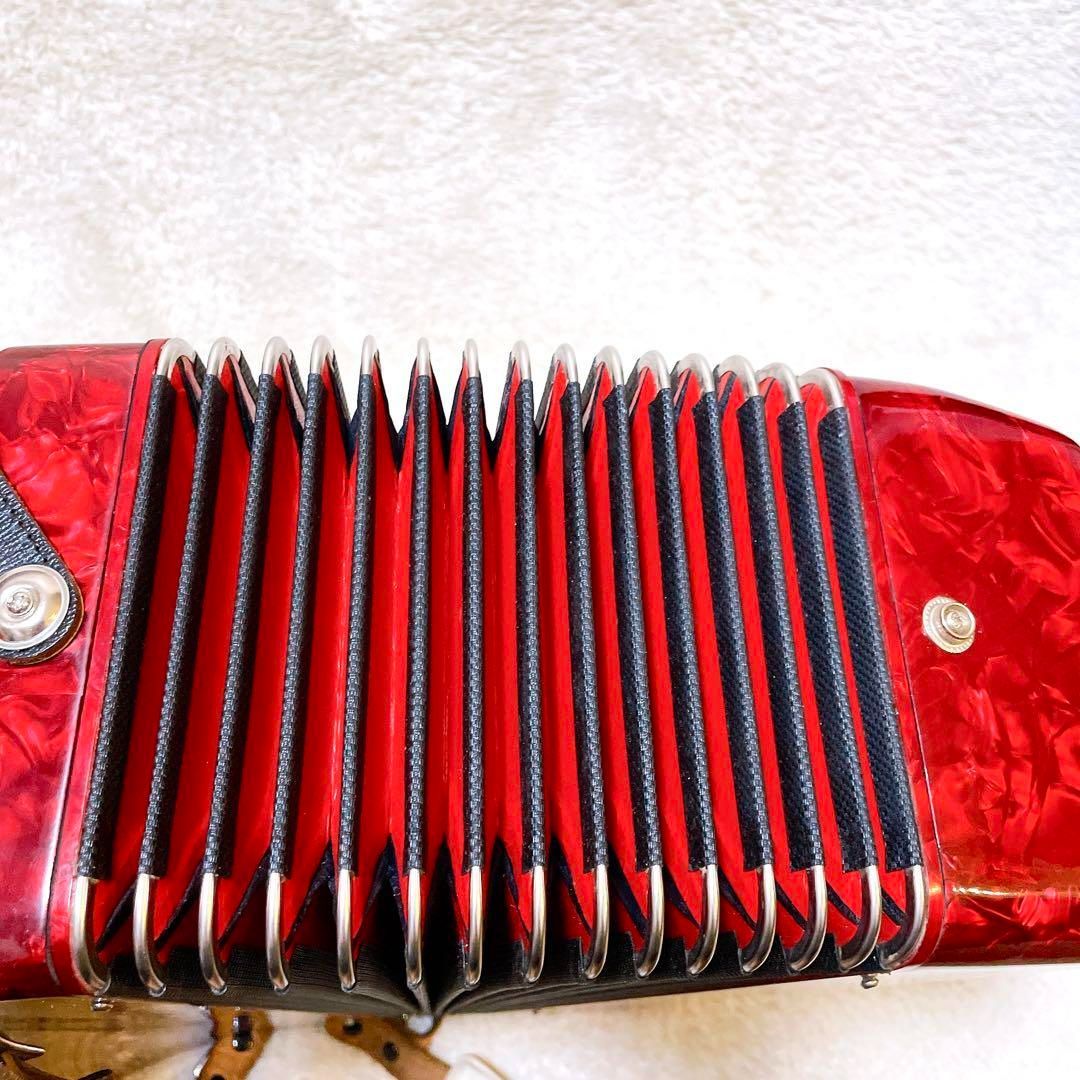 ベースボタン18