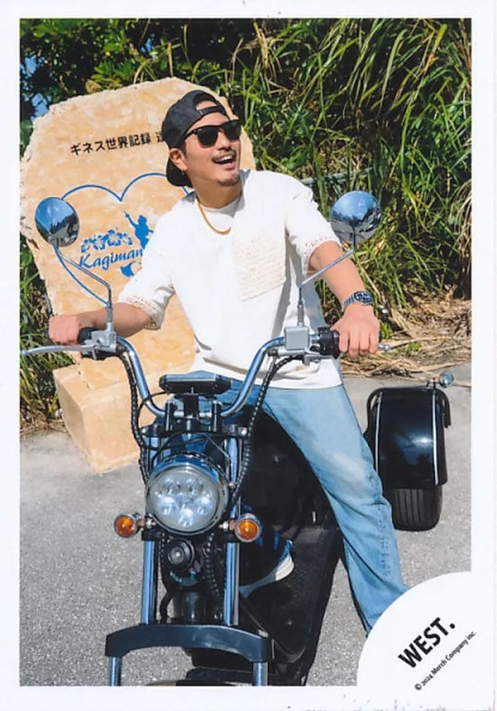 中古】生写真(STARTO) WEST./桐山照史/全身/シングル「ハート / FATE