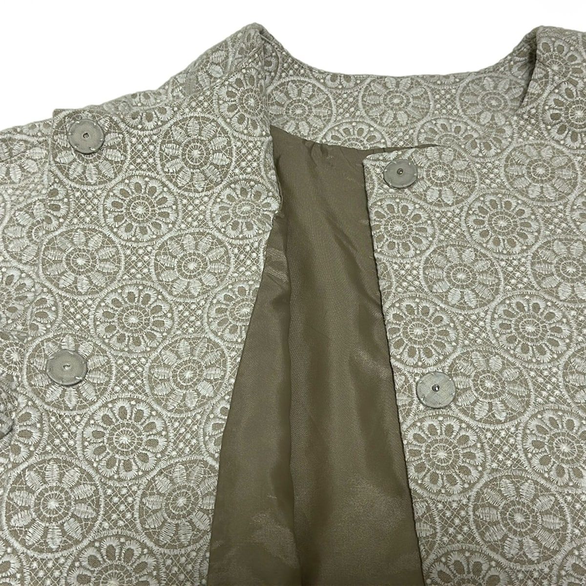 ビアズリー コート