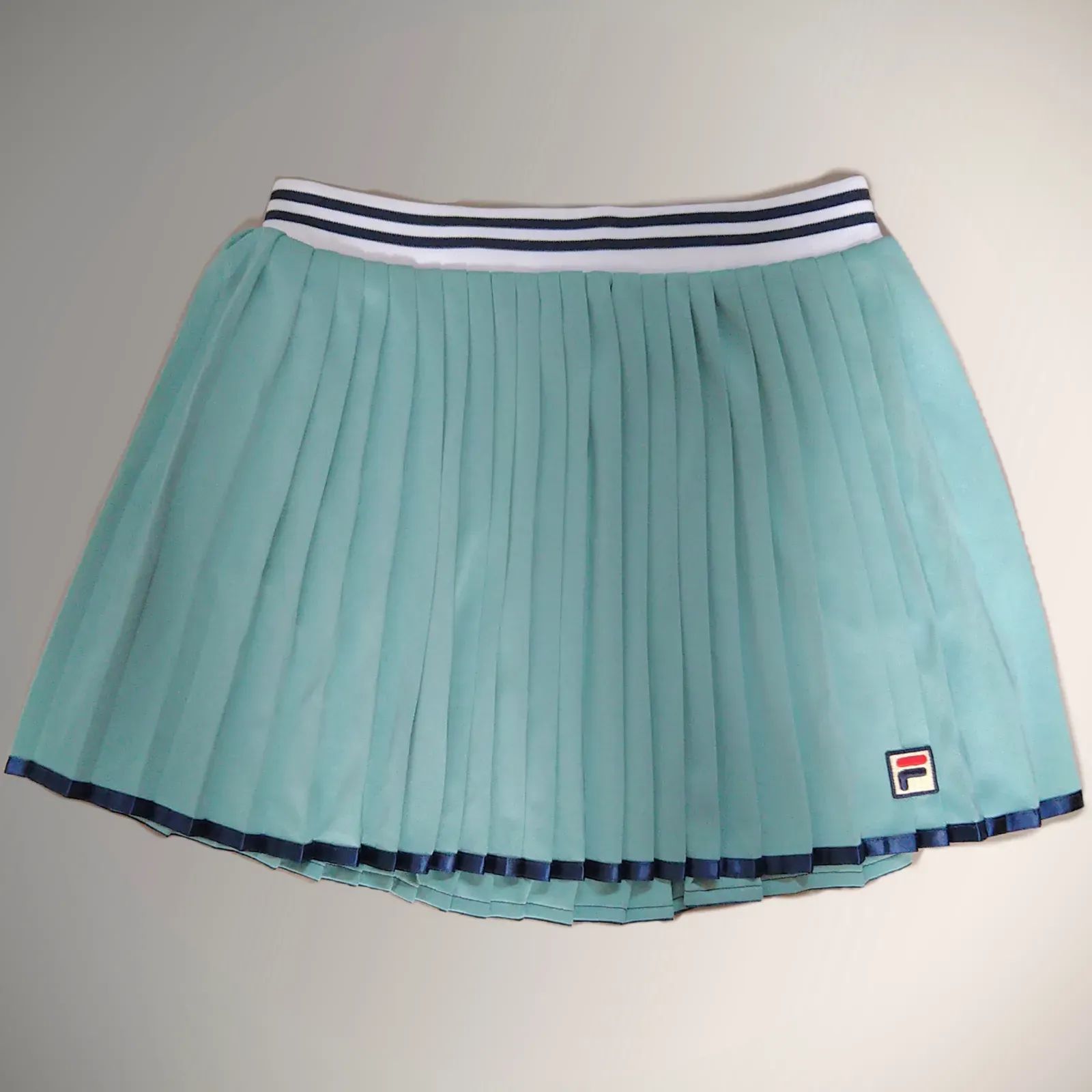 フィラスコート　Sサイズ　未使用に近い美品 FILA フィラ テニス スコート Sサイズ 美品 青緑 - メルカリ