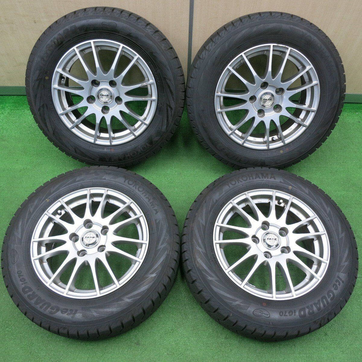 バリ溝 スタッドレスタイヤ ヨコハマ アイスガード 195/65R15 バリ溝 スタッドレスタイヤ ヨコハマ アイスガード 195/65R15