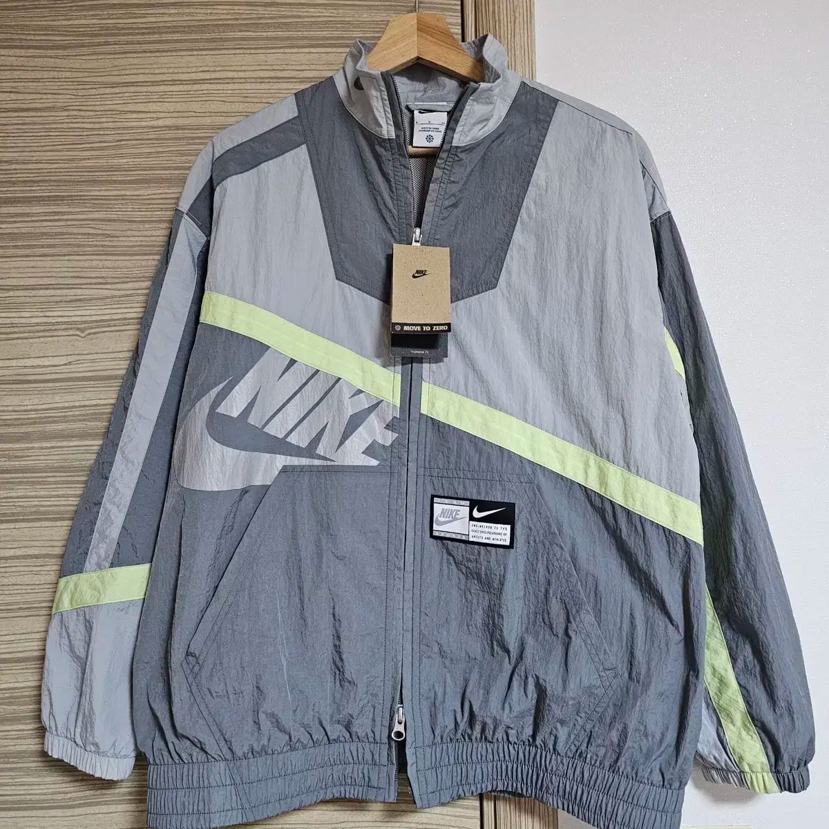 ウィメンズ NIKE スポーツウェア オーバ ウーブン ジャケット S