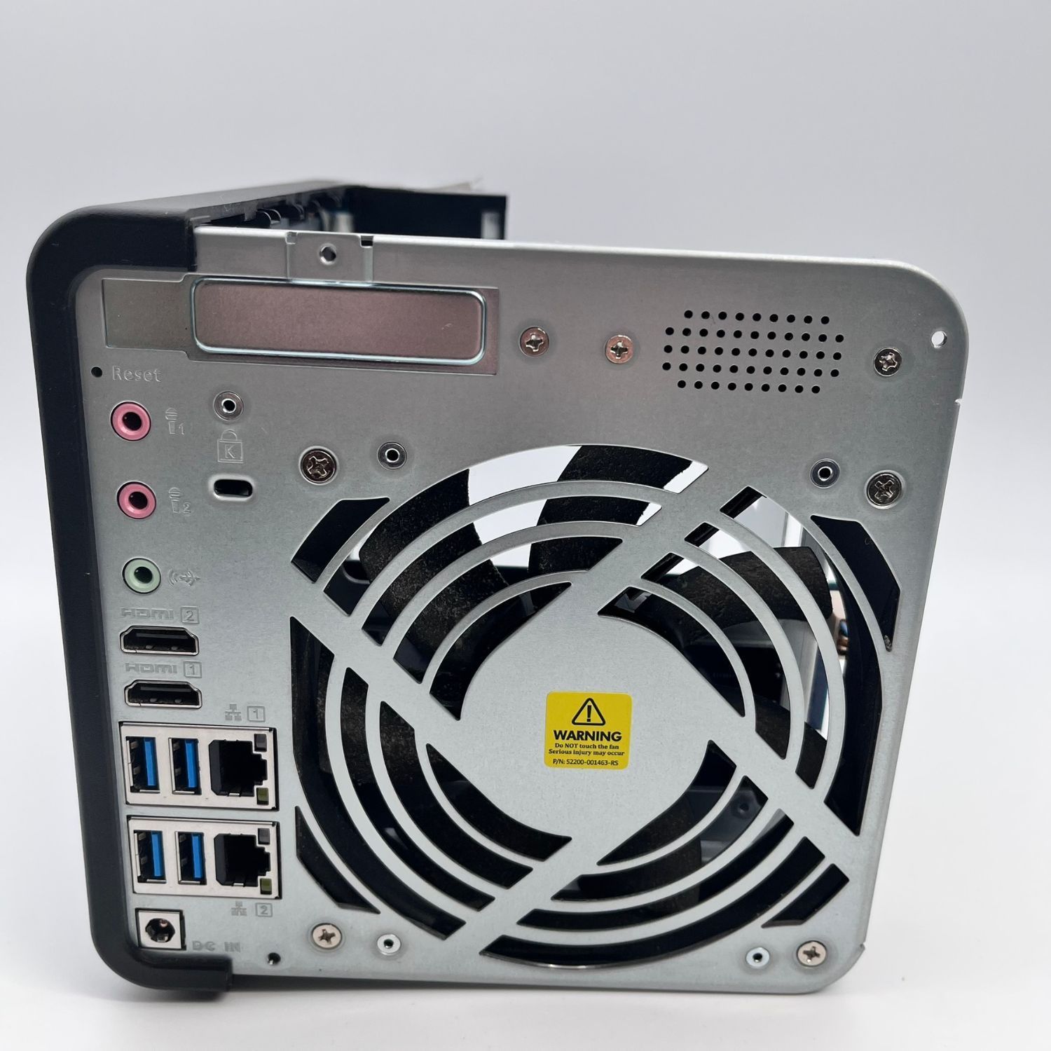 QNAP NAS TS-453be 4ベイモデル 本体のみ 電源入らず 動作未確認