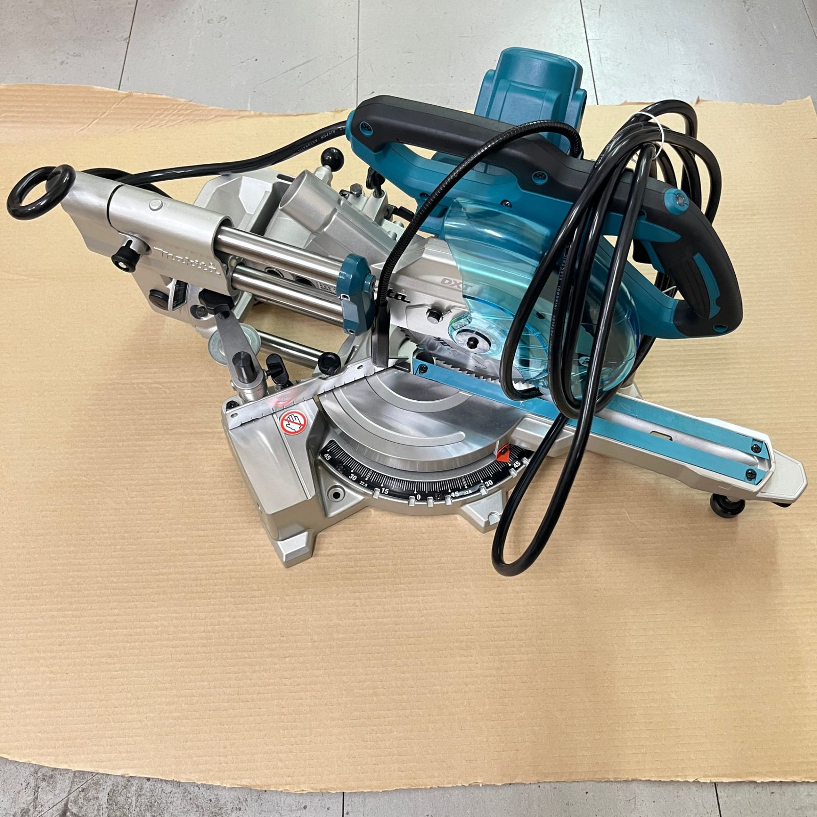 未使用品】makita マキタ 165mm スライドマルノコ LS0613FL 丸のこ 