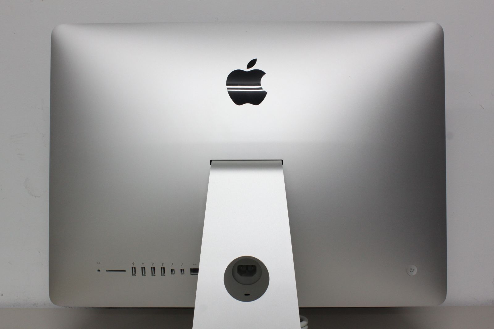 iMac（21.5-inch,Late 2013）2.7GHz Core i5〈ME086J/A〉⑥ - メルカリ