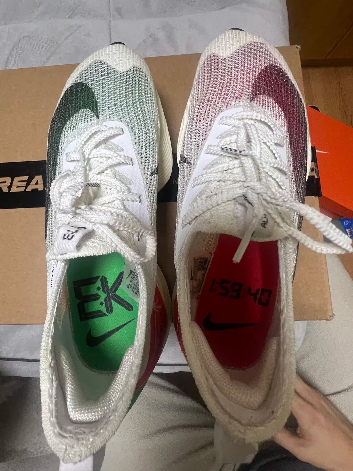 ナイキ アルファフライ ネクスト% エルウッド キプチョゲ ケニア 250サイズ