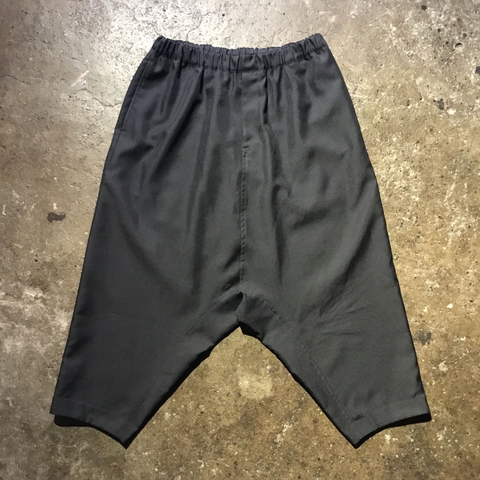 BLACK COMME des GARCONS 2025ss エステルギャバジン ペンギンパンツ