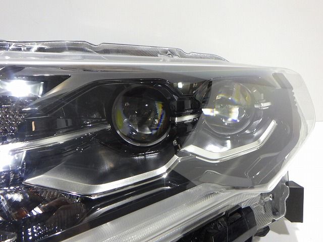 □エクストレイル T32 ヘッドライト 左 26075-6FP5B 美品