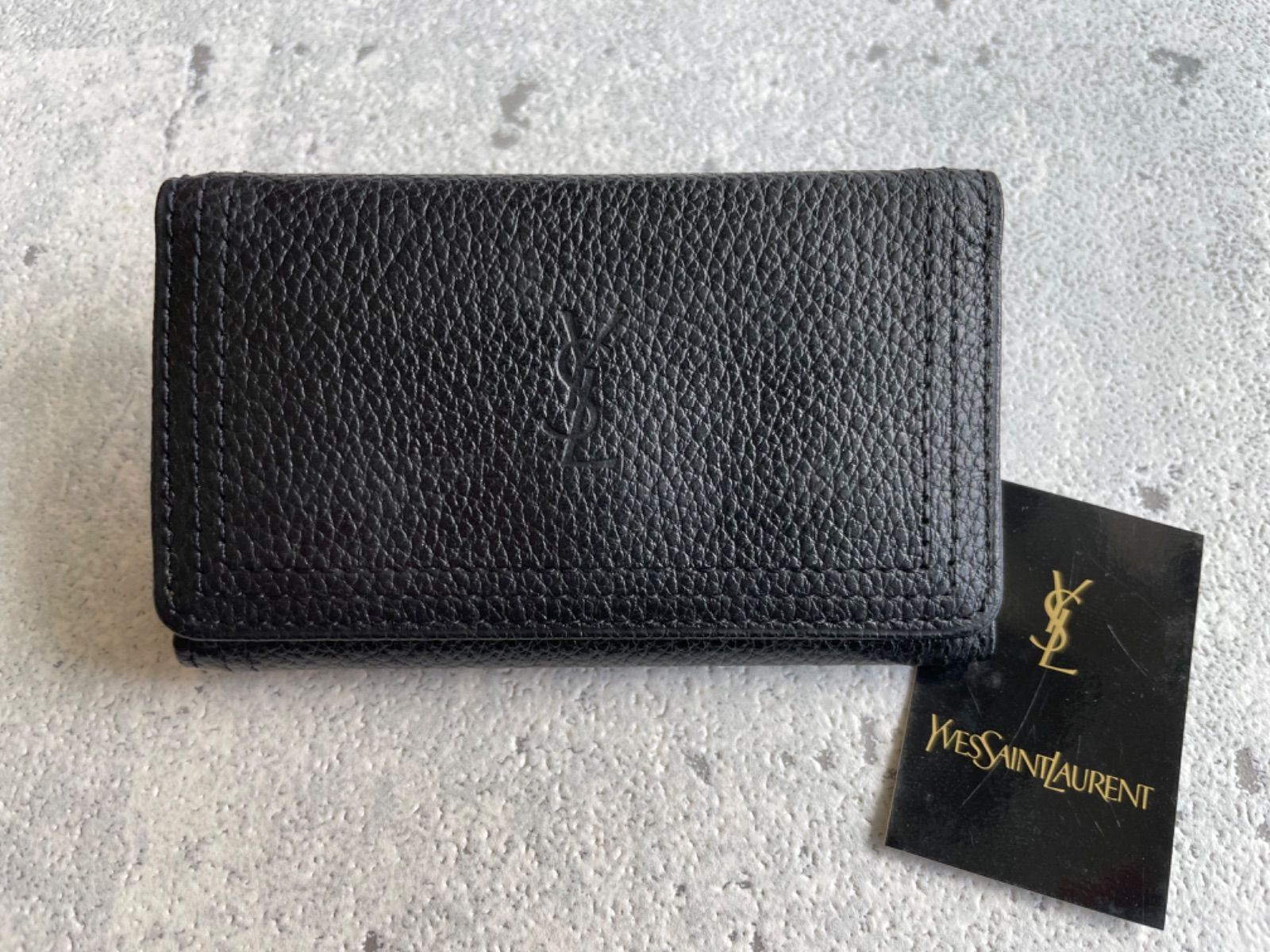 新品イヴサンローランYSL カサンドラロゴ型押しレザーキーケース5連