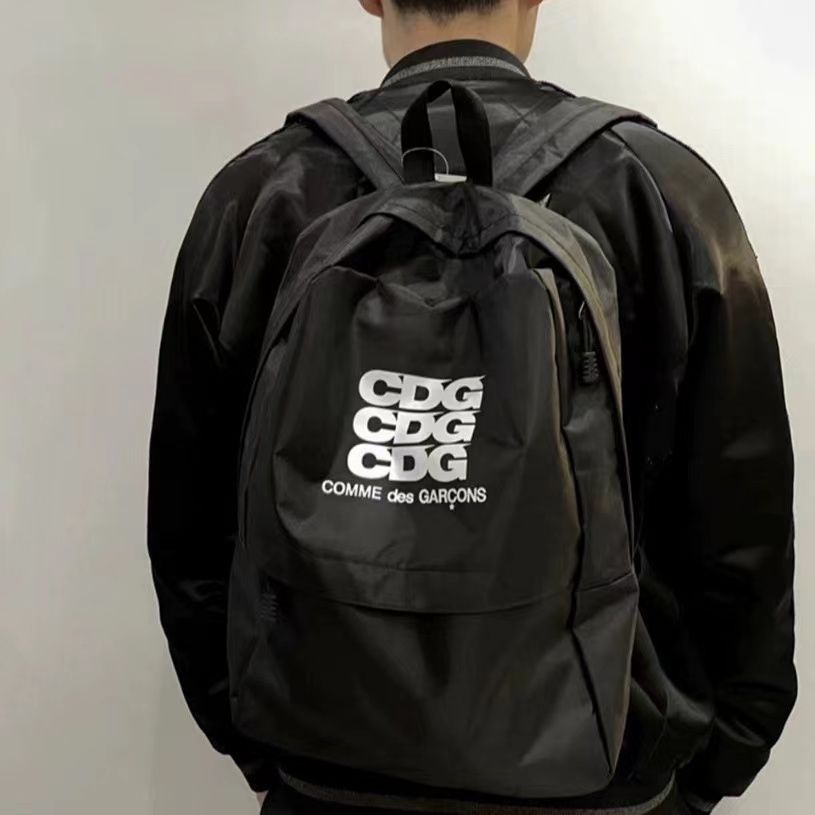 CDG COMME des GARONS ブラック リュック バックパック - メルカリ
