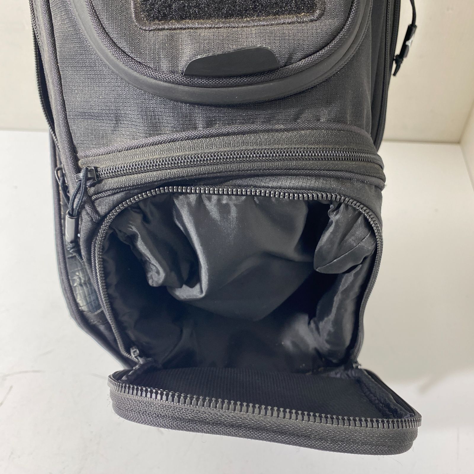 オールブラック