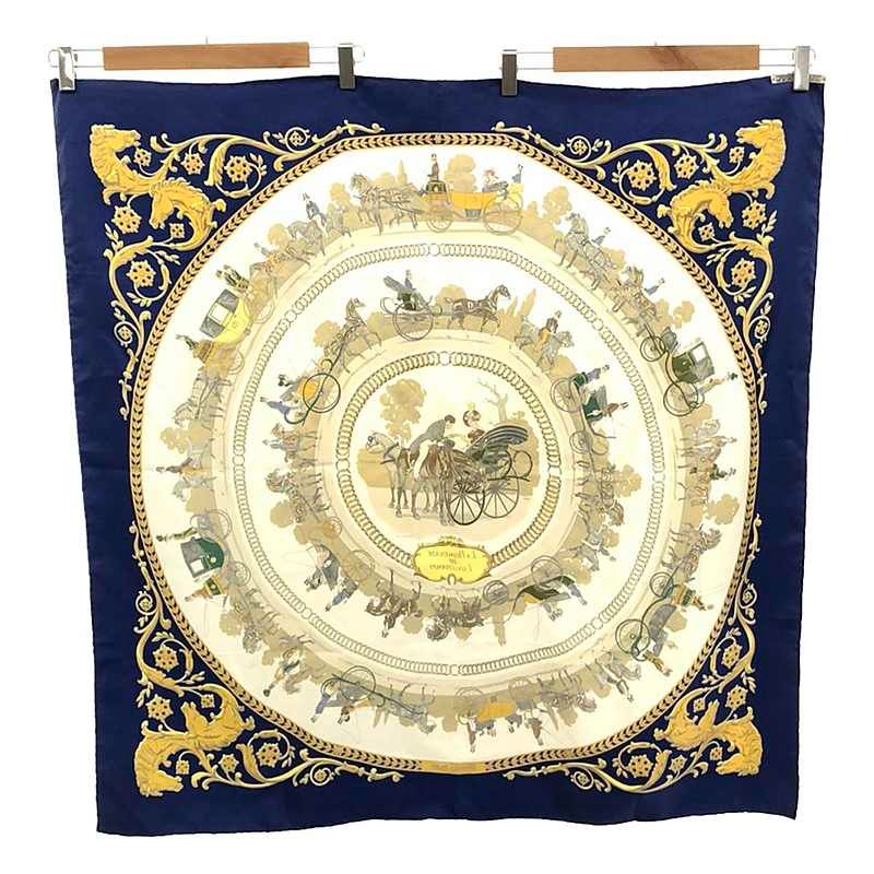 【HERMES】エルメス スカーフ　ロンシャンへの散歩 エルメス ロンシャンへの散歩 円の絵柄が美しいスカーフを