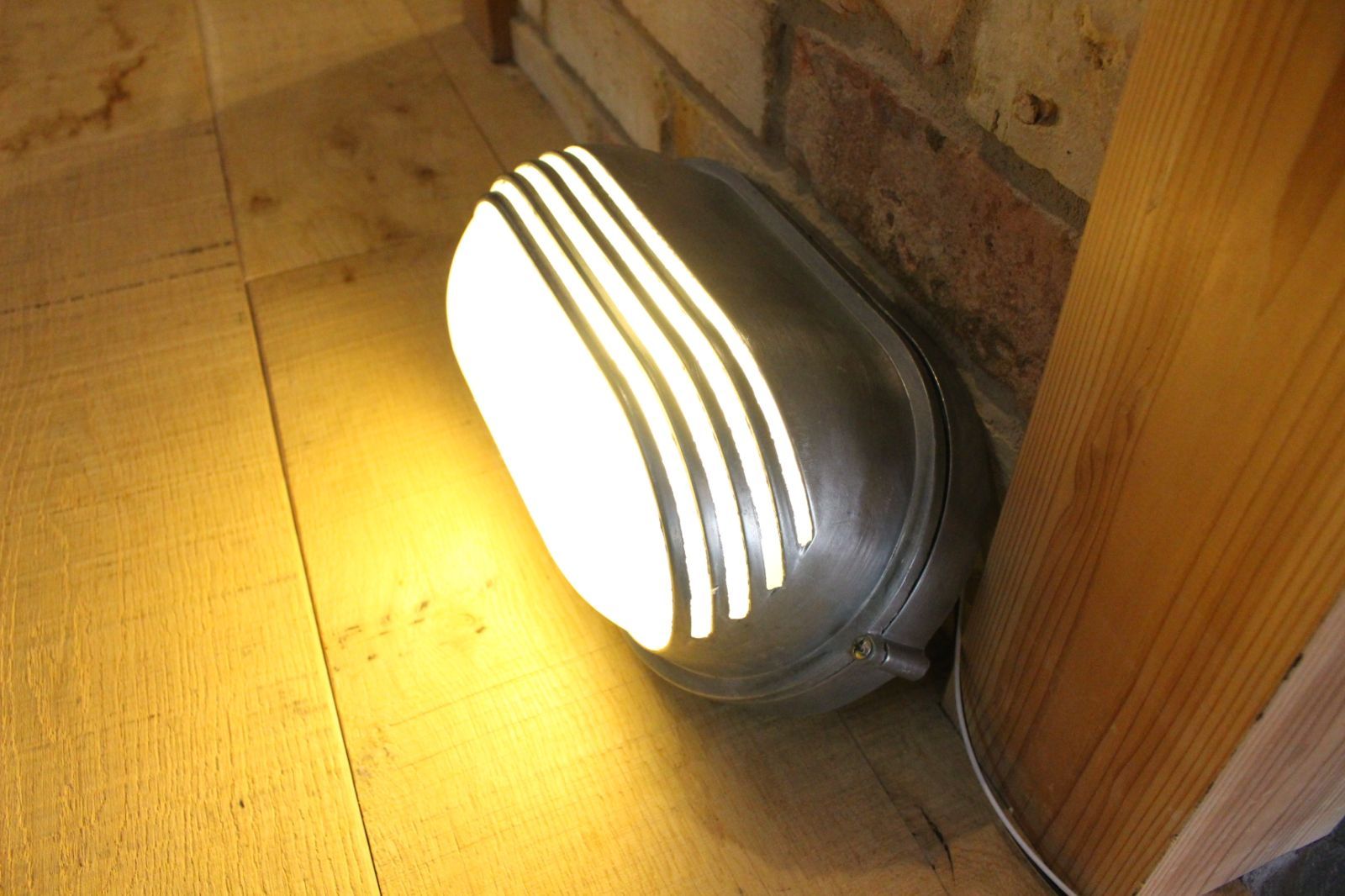 ビンテージウォールライト アルミニウム合金削り出し