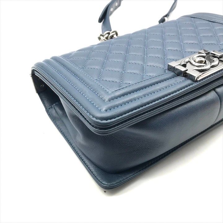 CHANEL ボーイシャネル キャビアスキン ブルー ショルダーバッグ CHANEL シャネル ショルダーバッグ ボーイシャネル キャビア