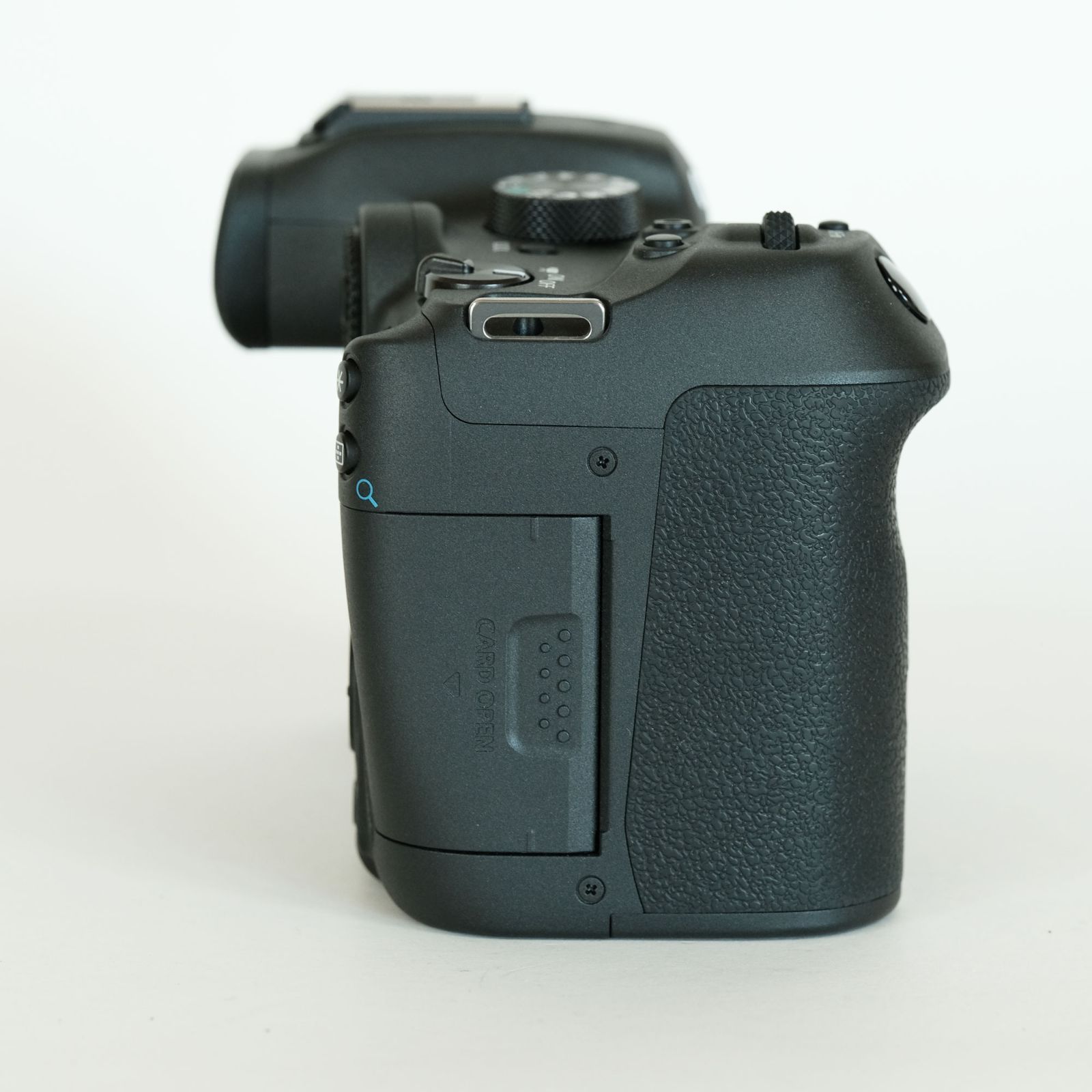 シャッター回数3313 外観新品同様 キヤノン R7 ボディ（EOS R7で
