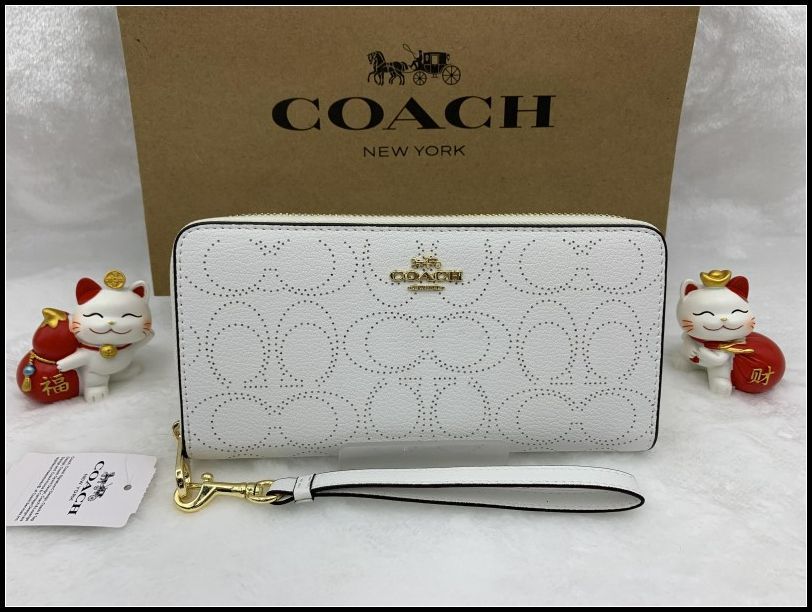 COACH 長財布 コーチ 財布 ホワイト白 ストラップ付き シグネチャー アコーディオン ウォレット プレゼント 贈り物 ギフト ラウンドファスナー ロング ジップ ファッション レディース ストラップ付き 新品 未使用  C4715 C043Z-7