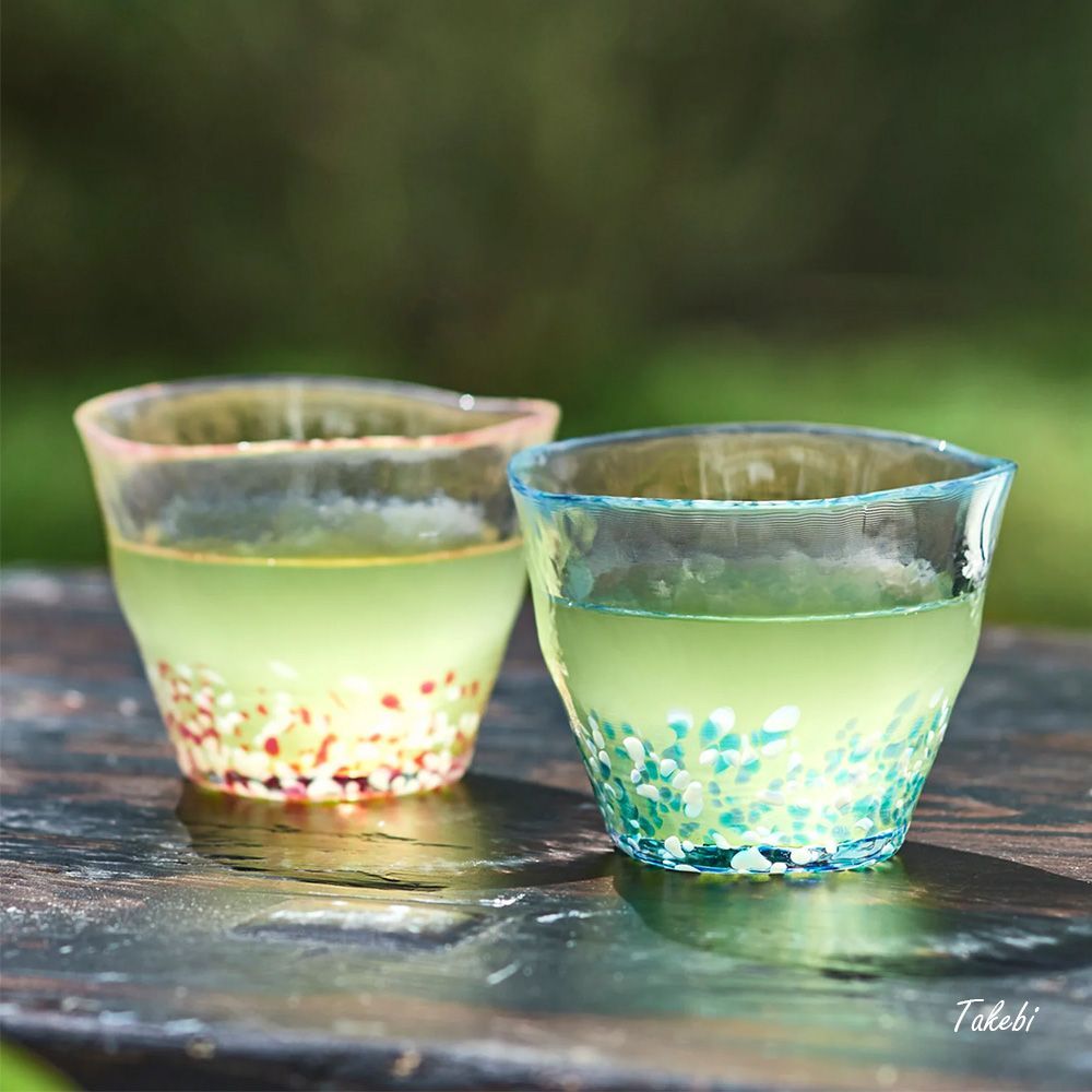 津軽びいどろ フリーグラス2個セット（水芭蕉、林檎）そば