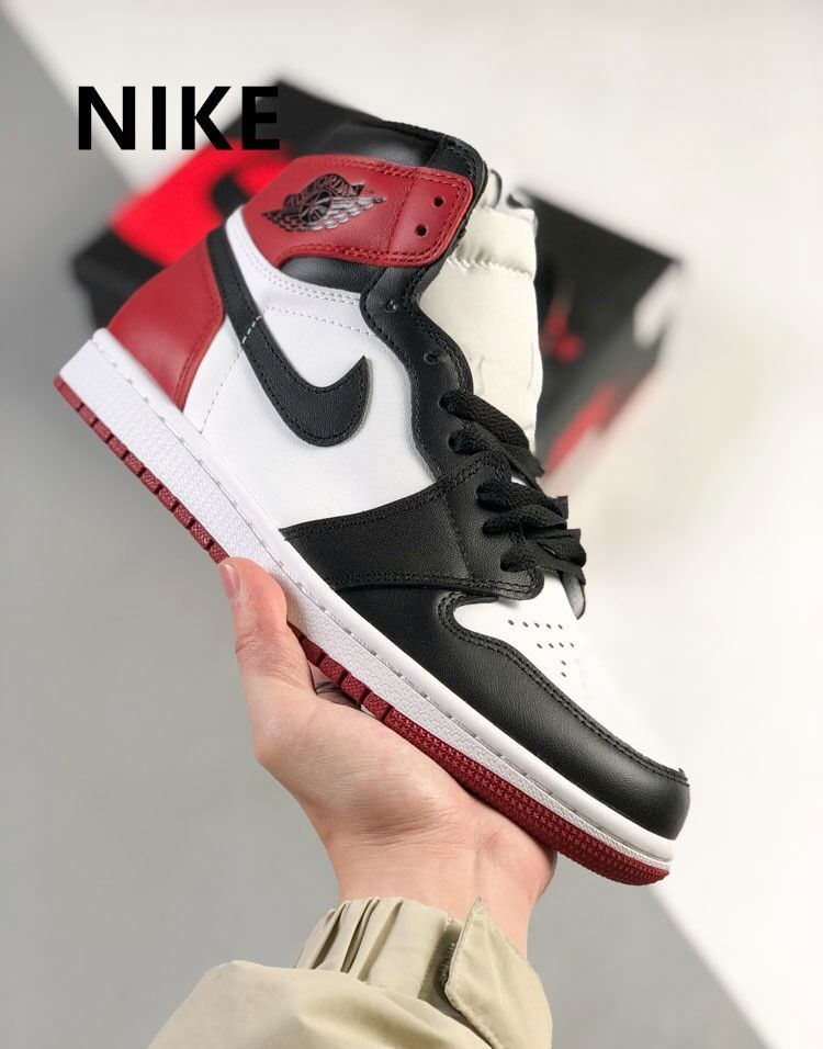 新品 未使用 Nike Air Jordan 1 Retro High Og 