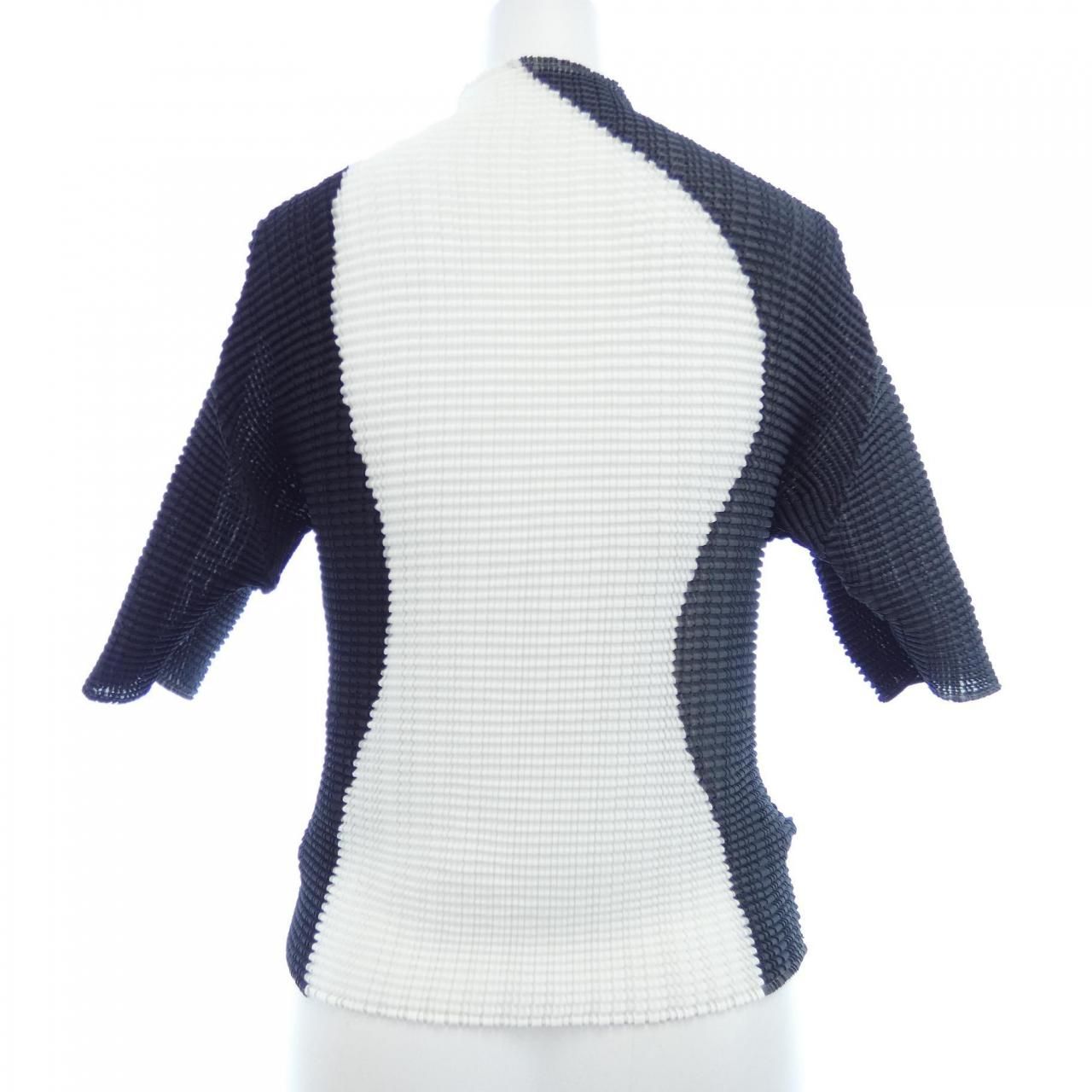 ISSEY MIYAKE