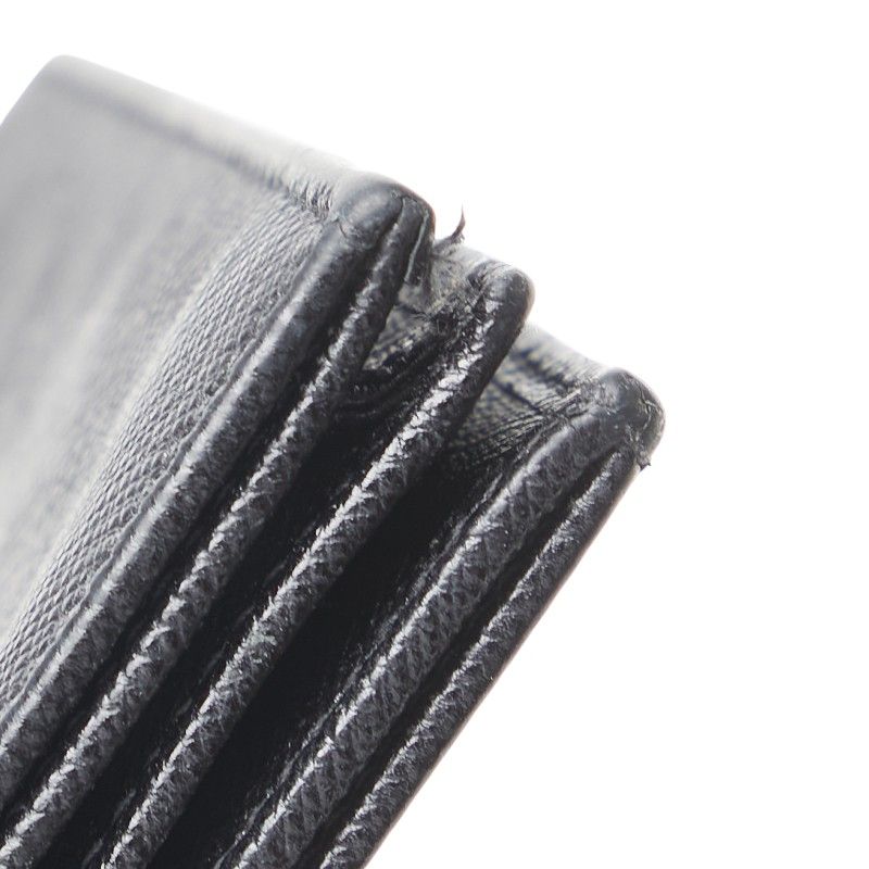 サフィアーノレザー