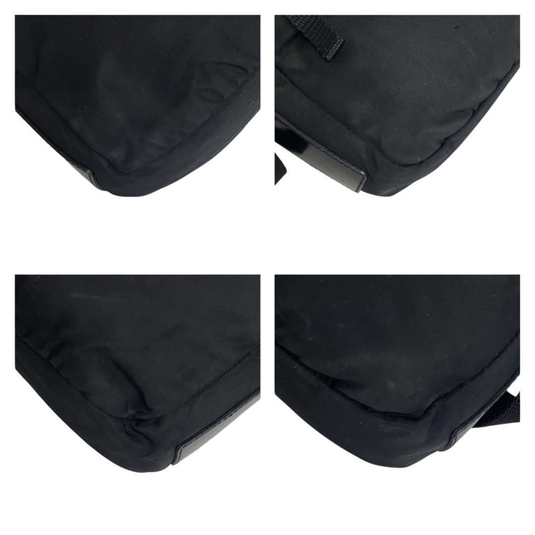 極美品　プラダ　三角ロゴ　ナイロン　黒　カメラバッグ　ショルダーバッグ　4620 極美品✨プラダ ショルダーバッグ 三角ロゴ ナイロン サコッシュ ブラック