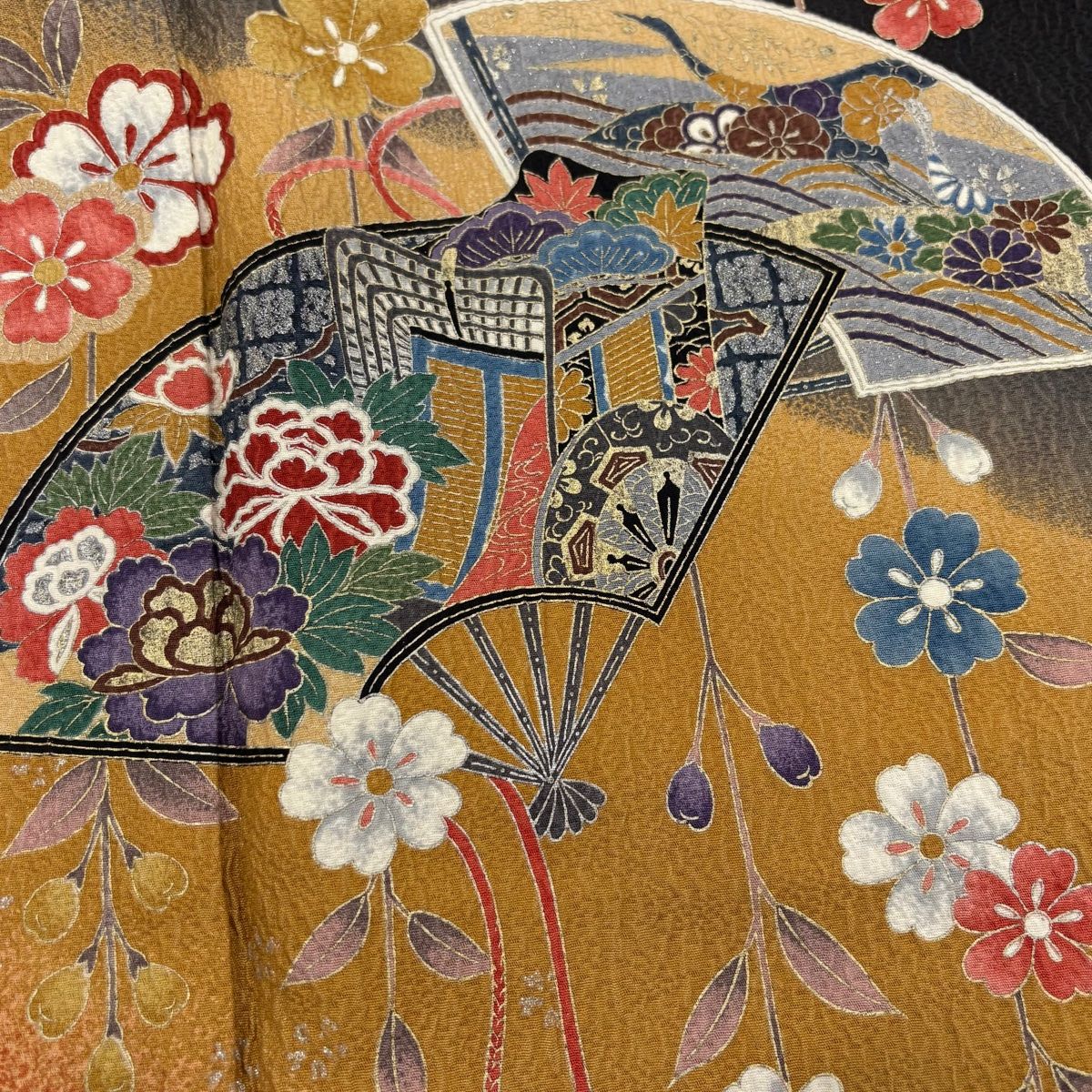振袖 身丈159.5cm 裄丈67.5cm L 袷 扇 桜 金銀彩 染め分け 山吹