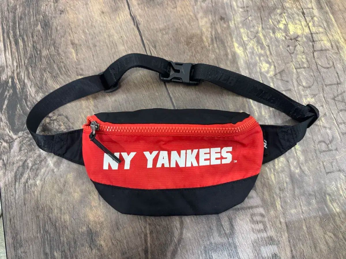 人気セール，100%新品 MLB ニューヨークヤンキース キッズ ヒップカラー その他