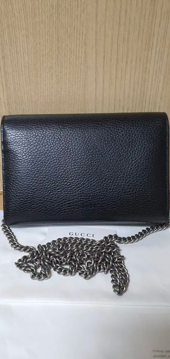 GUCCI