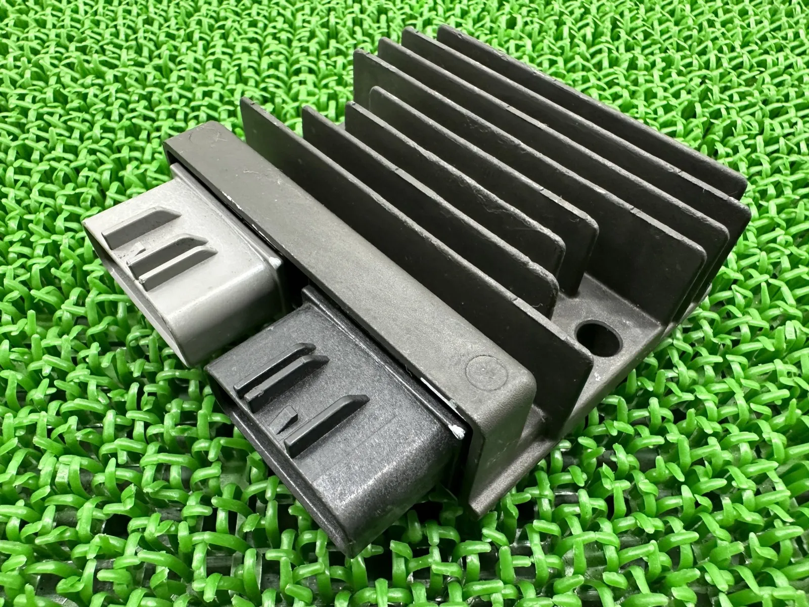 【補修ベース】CBR250RR (MC51 17-22年)ヘッドライト 純正 補修ベース】CBR250RR (MC51 17-22年)ヘッドライト 純正